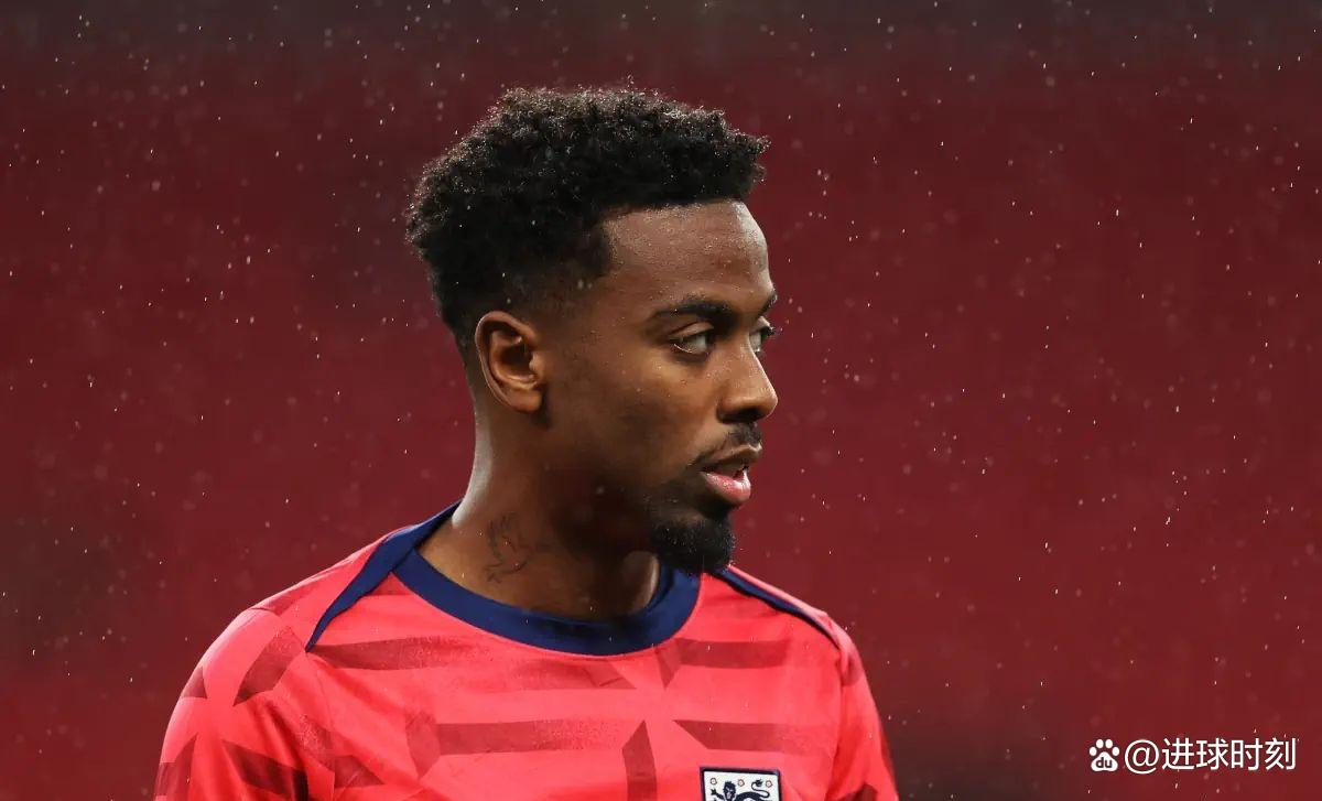 关于今夜体能课后,马赛更衣室发声备战英超,信心回归,年轻球员得到机会的信息 关于今夜体能课后,马赛更衣室发声备战英超,信心回归,年轻球员得到机会的信息