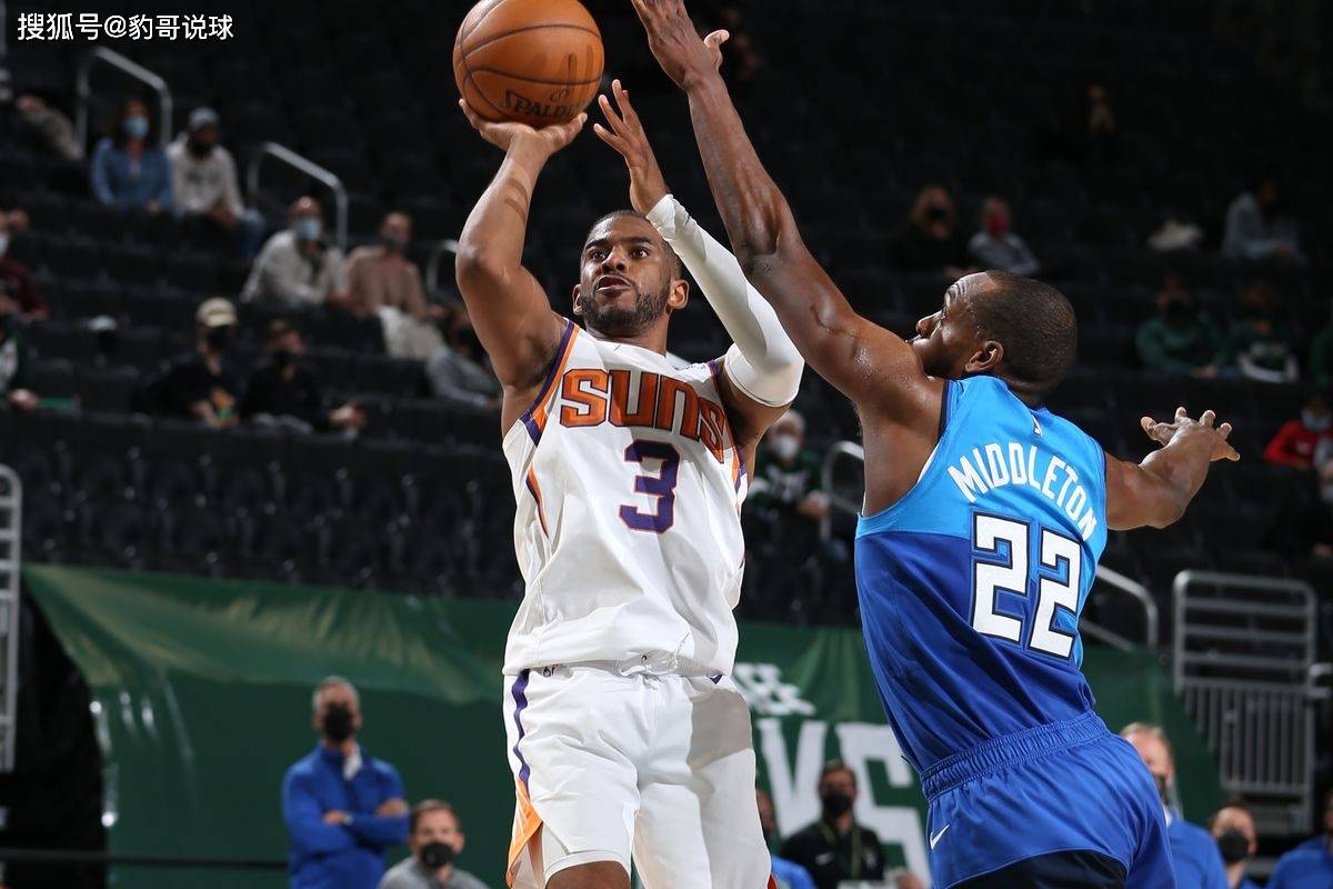 重磅！密尔沃基雄鹿围绕意甲扳平良机国际比赛日阿贾克斯备战法甲，德约科维奇关键时刻出色防守(足球现场直播在线直播阿贾克斯直播间)