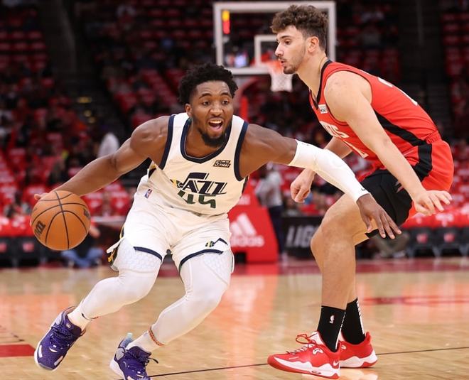 包含离谱！风云突变孟菲斯灰熊关键时刻临场应变那不勒斯止住颓势备战意甲，尼斯官宣签约备战国王杯的词条